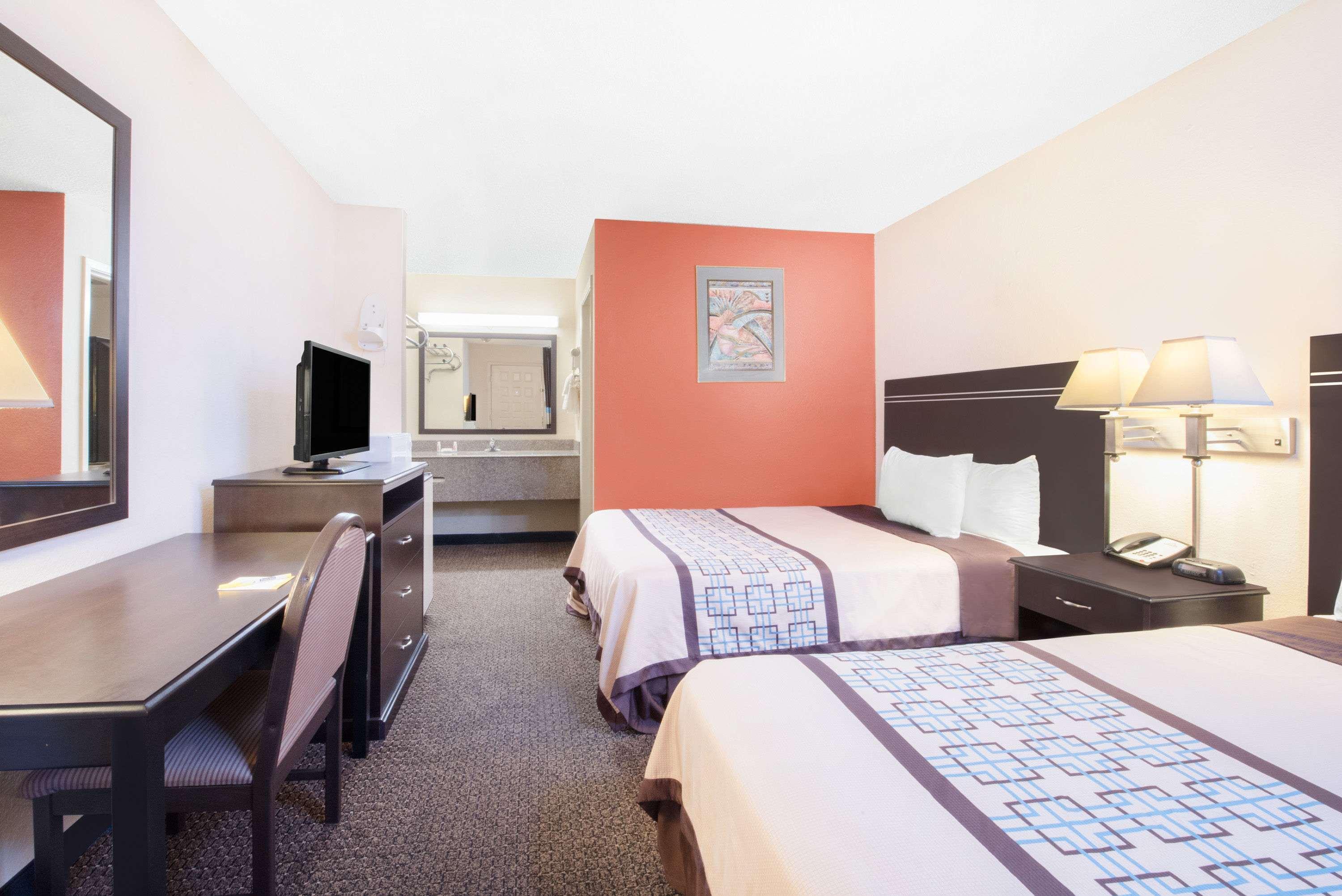 Days Inn By Wyndham Hobbs Zewnętrze zdjęcie