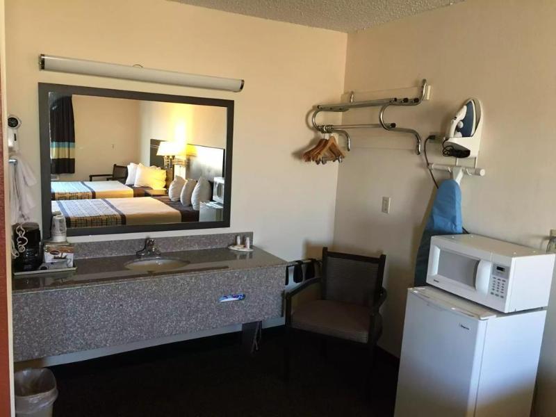 Days Inn By Wyndham Hobbs Zewnętrze zdjęcie